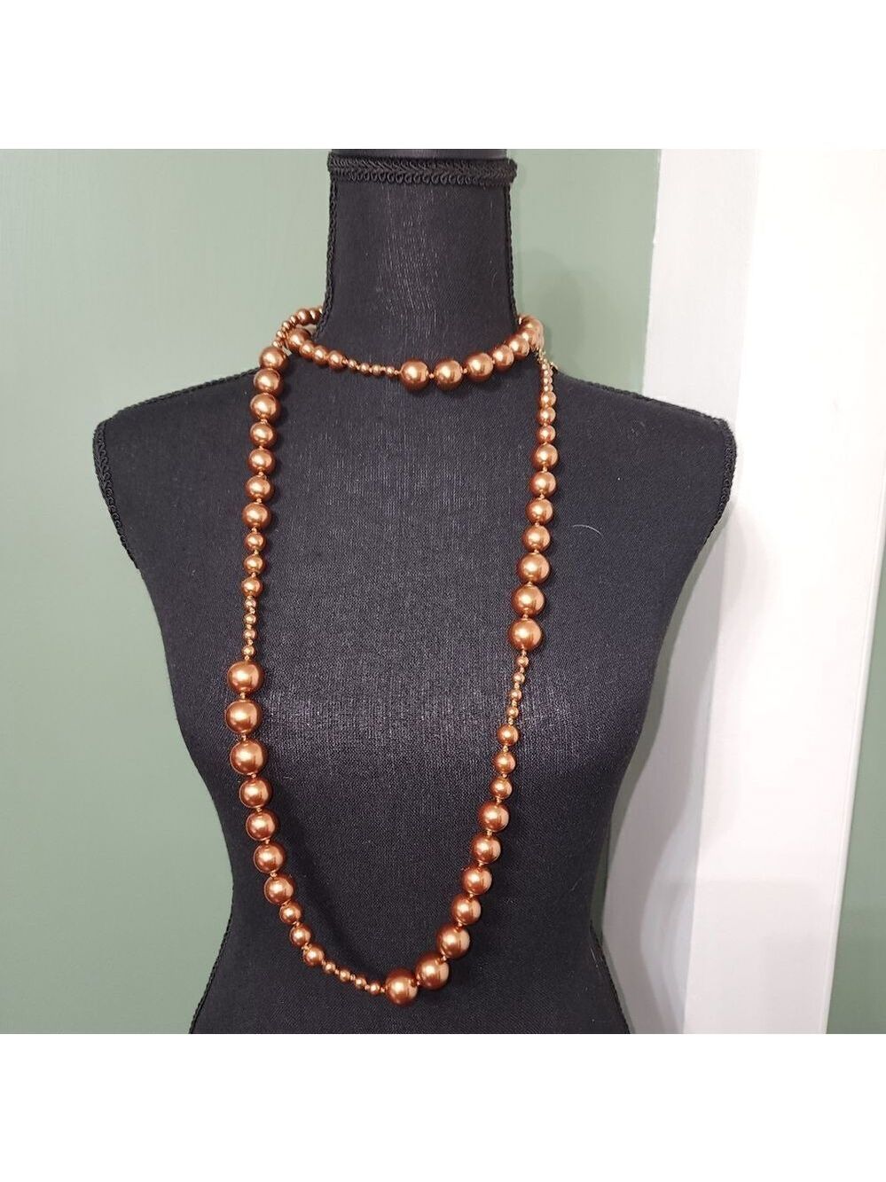Isaac Mizrahi Live! Graduated Simulated Pearl Necklace NWOT - Picture 8 of 8